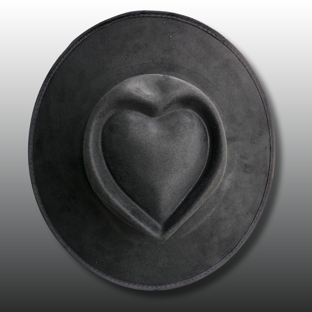 HEART CROWN HAT
